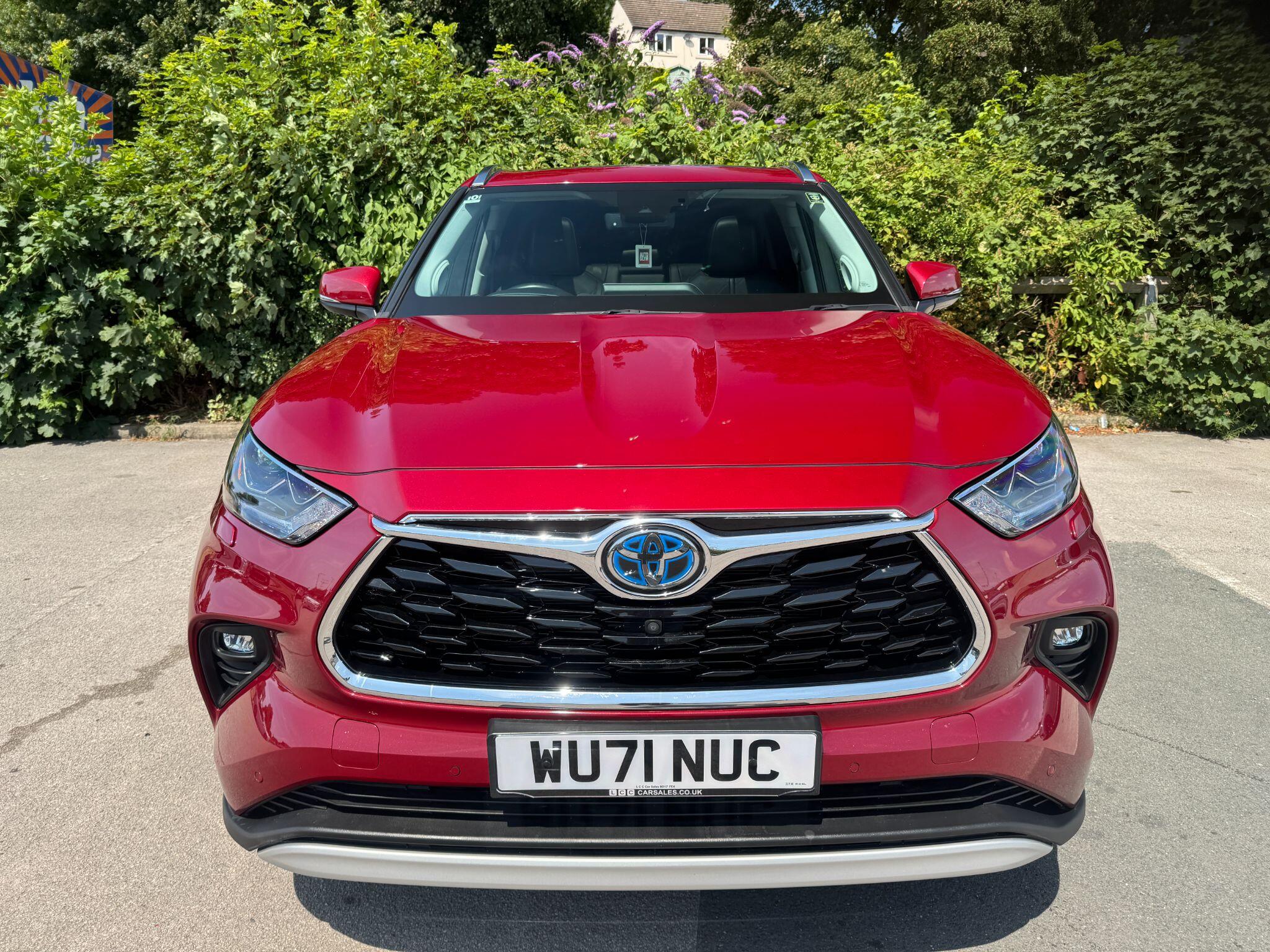 Toyota Highlander view 2
