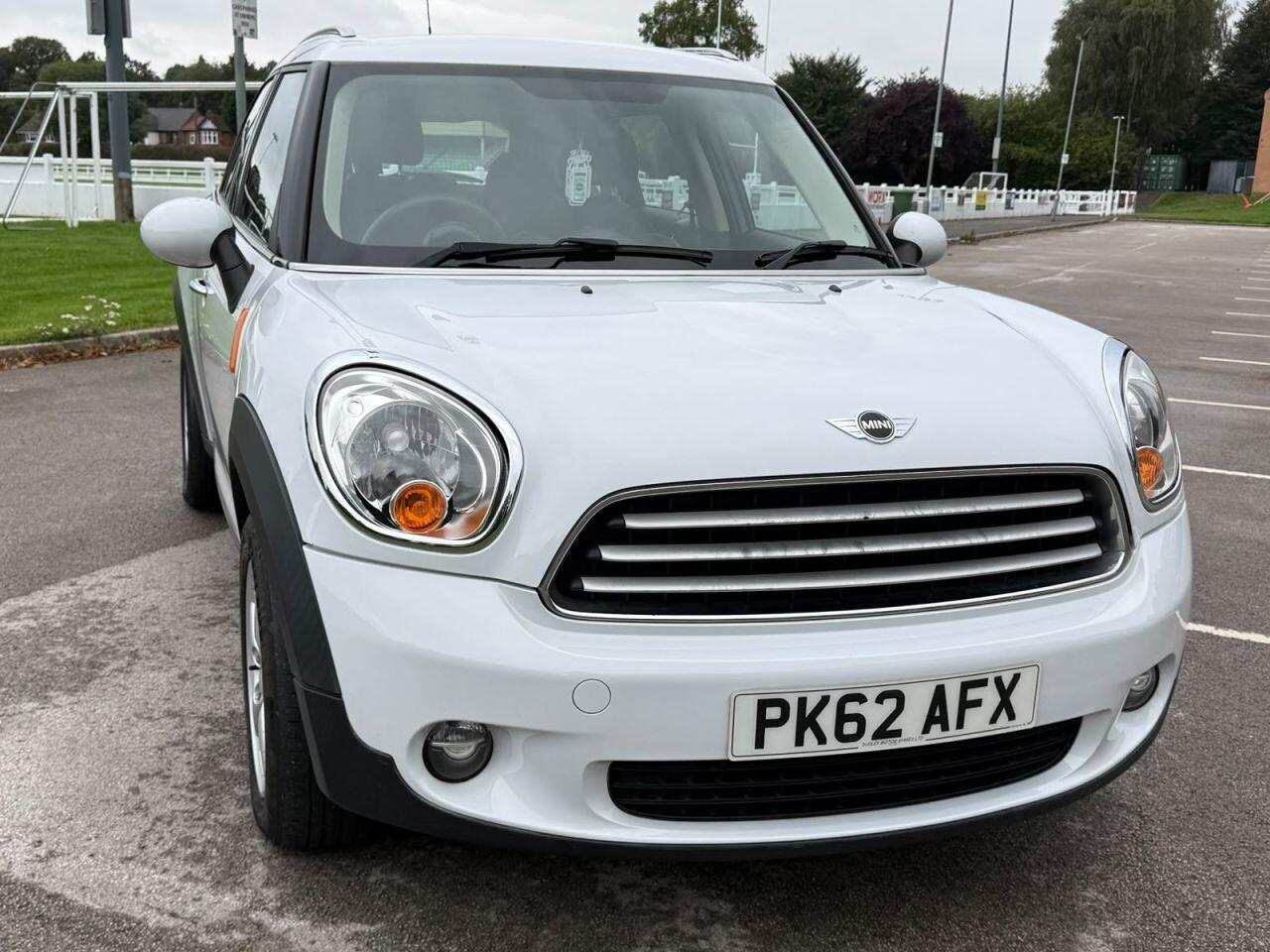 Mini Countryman view 32