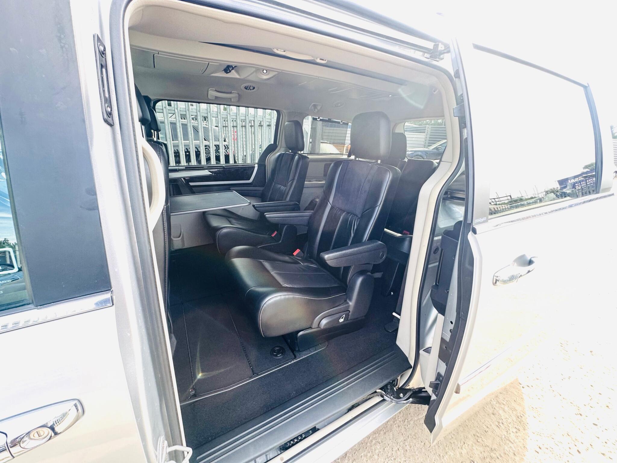 Chrysler Grand Voyager view 52