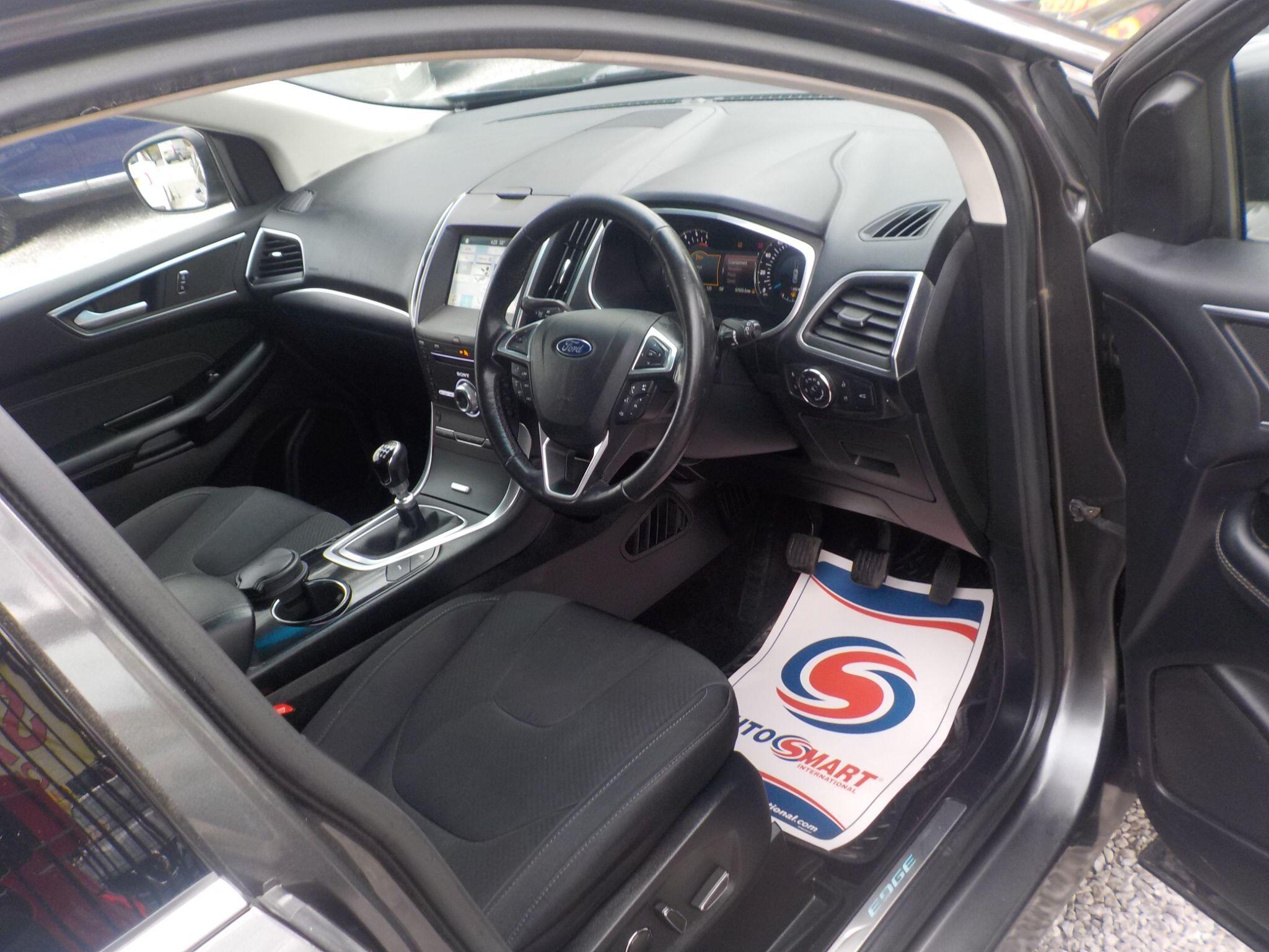 Ford Edge 2.0 TDCi Titanium AWD Euro 6 (s/s) 5dr