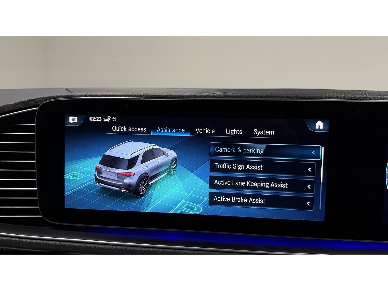Mercedes-Benz GLE view 35