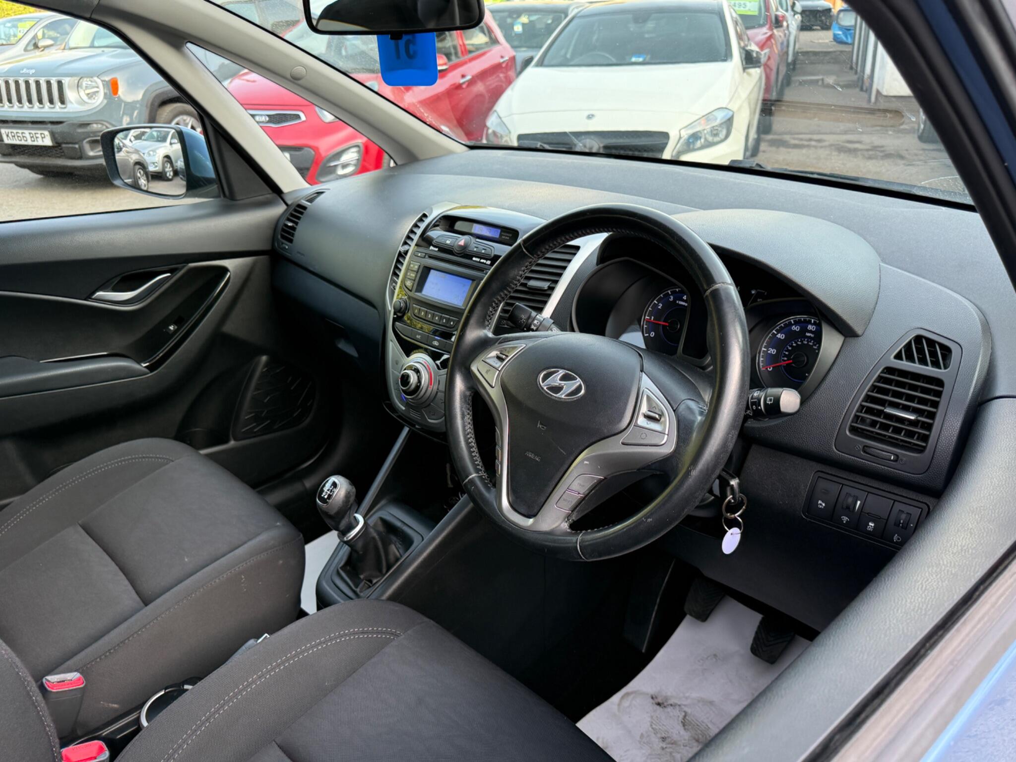 Hyundai ix20 - Image 45