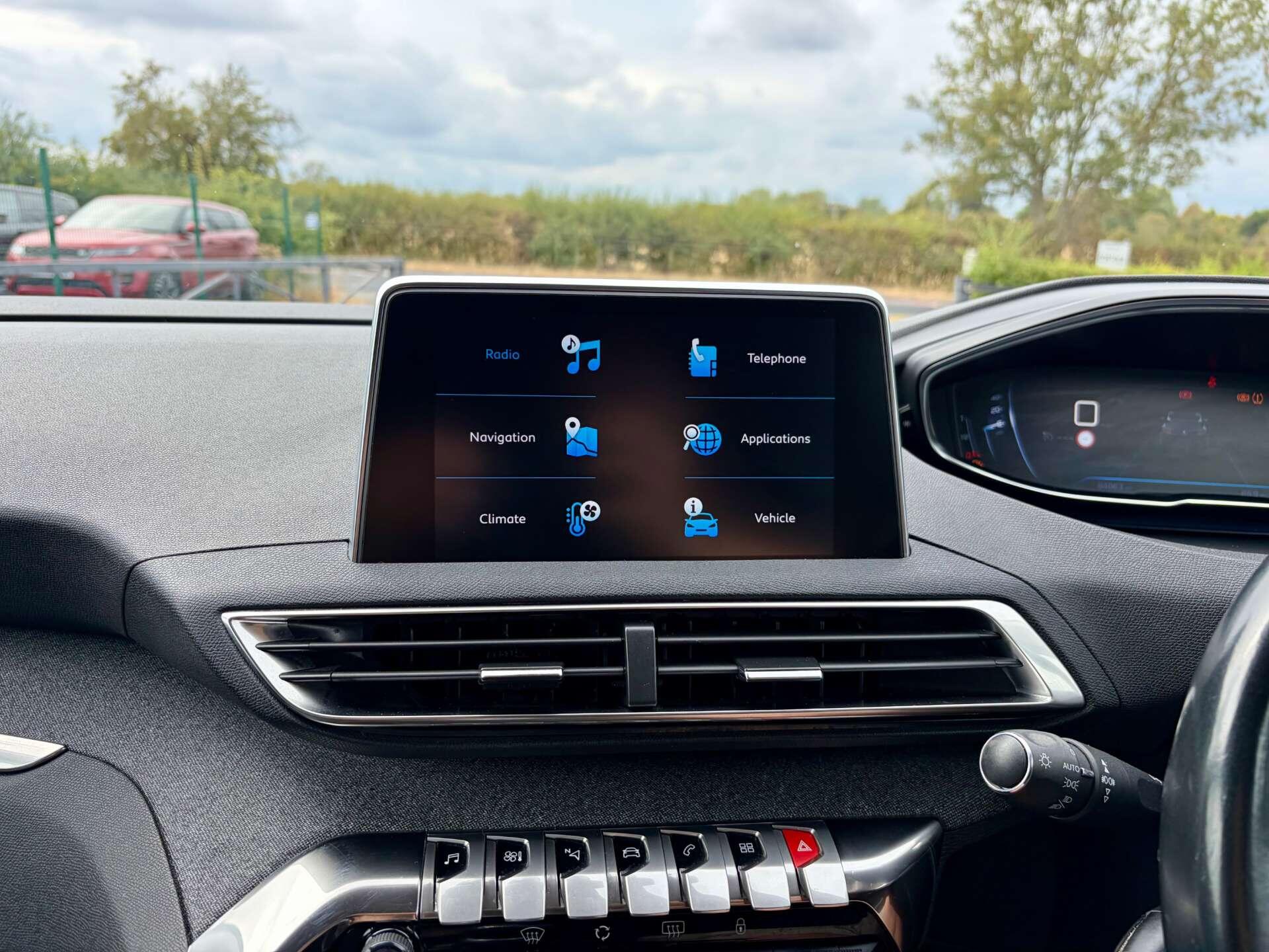 Peugeot 3008 view 42
