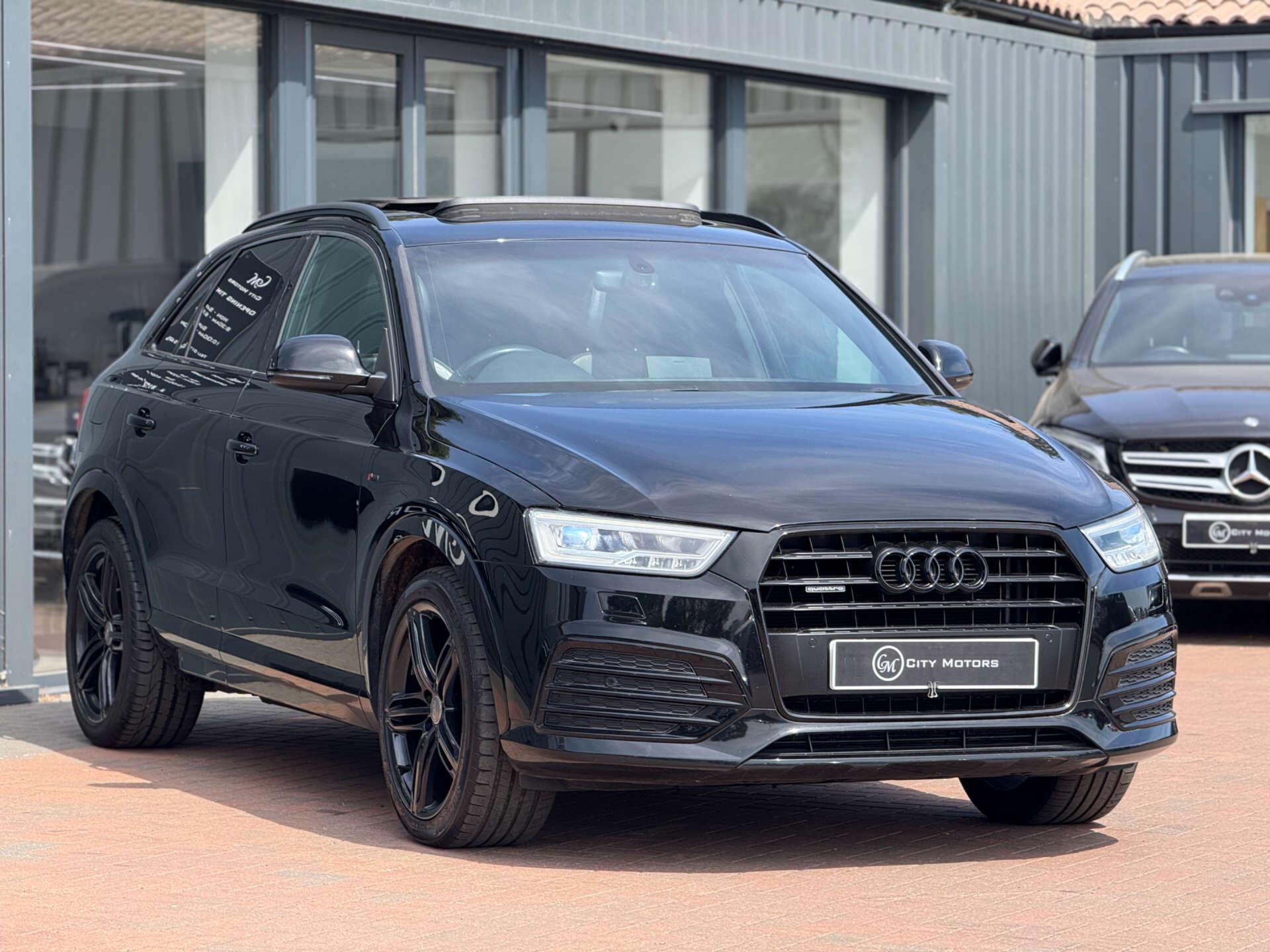 Audi Q3 view 12