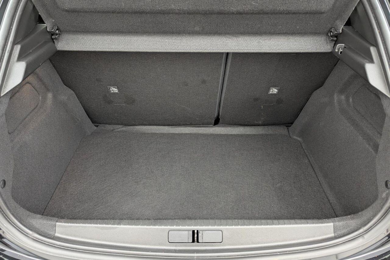 Vauxhall Corsa view 19