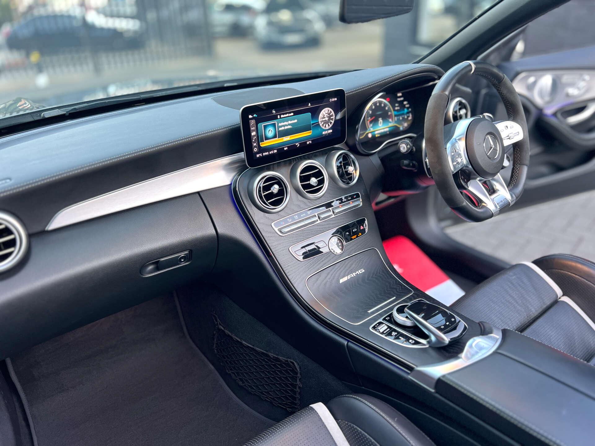 Mercedes-Benz C Class view 20