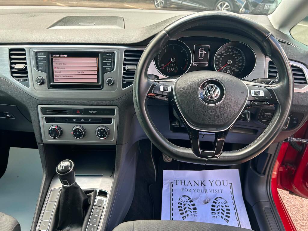 Volkswagen Golf Sportsvan view 9