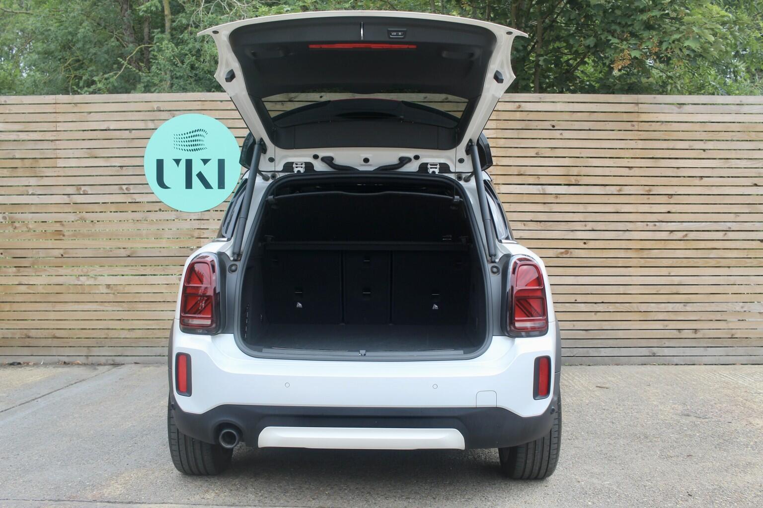 Mini Countryman view 32