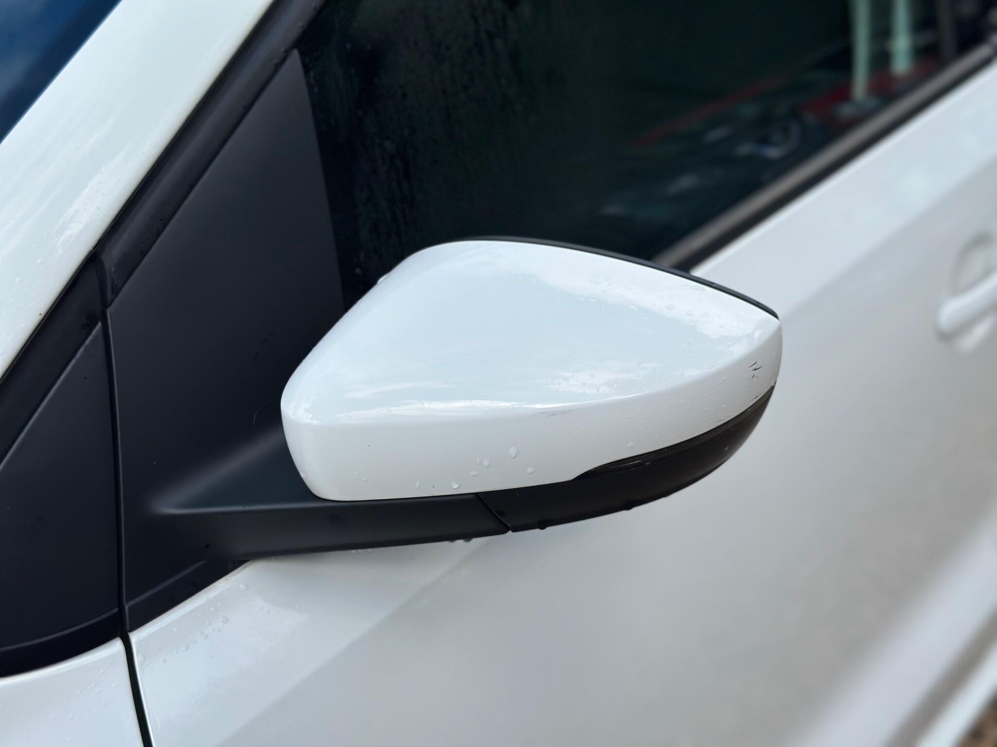 Volkswagen Polo view 23