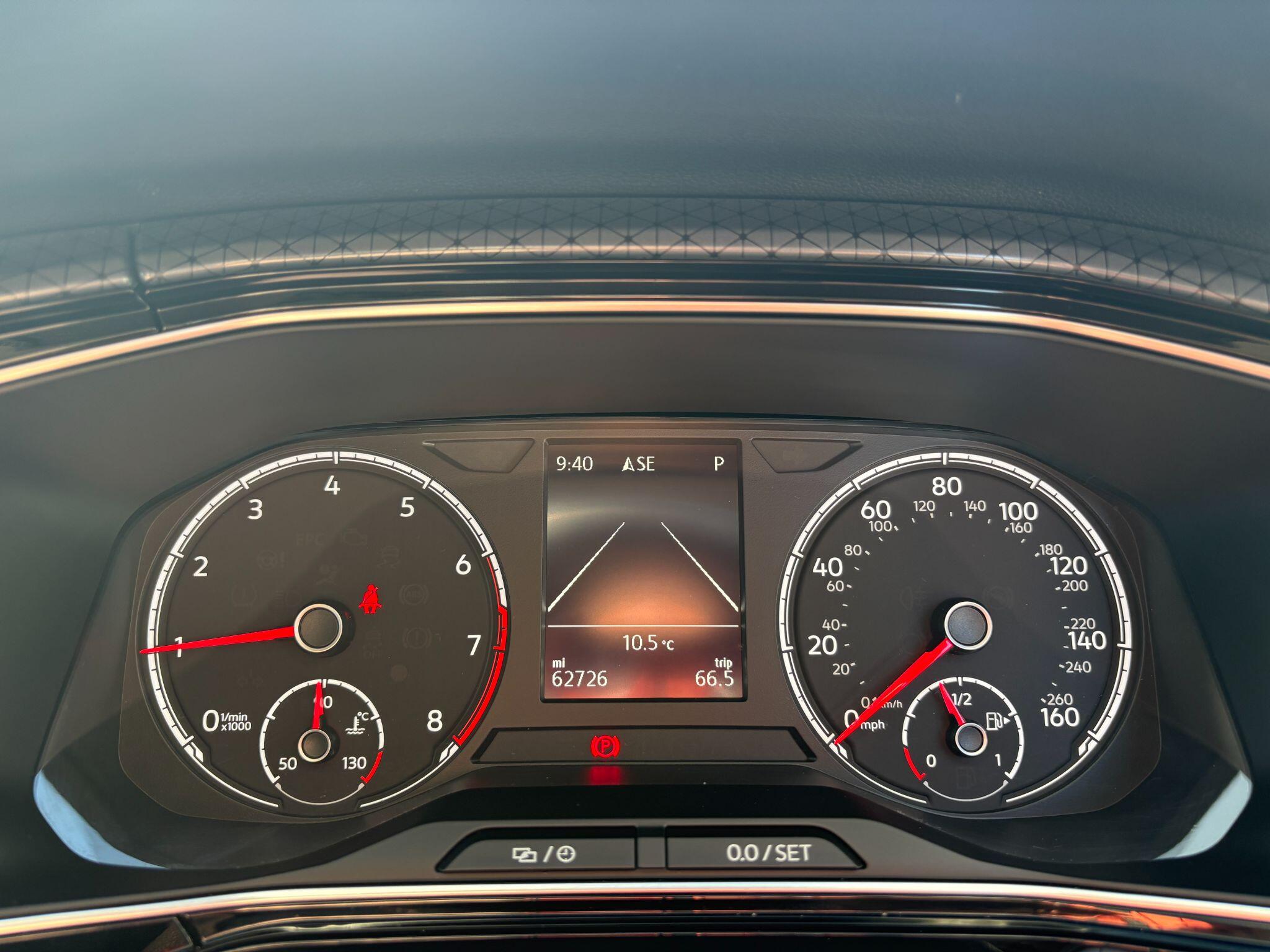 Volkswagen T-Cross view 29