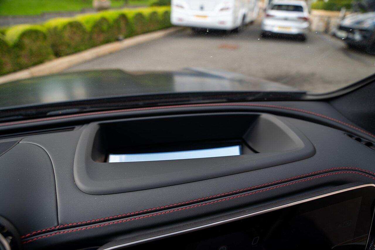 Mercedes-Benz GLC view 58
