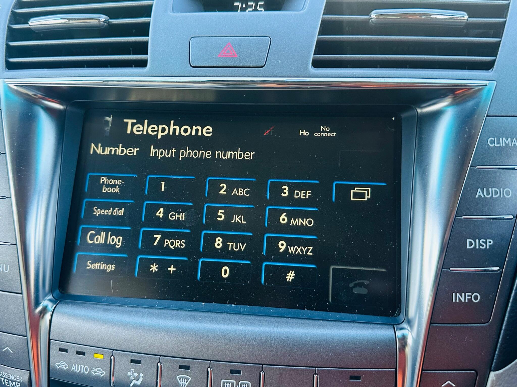 Lexus LS view 45