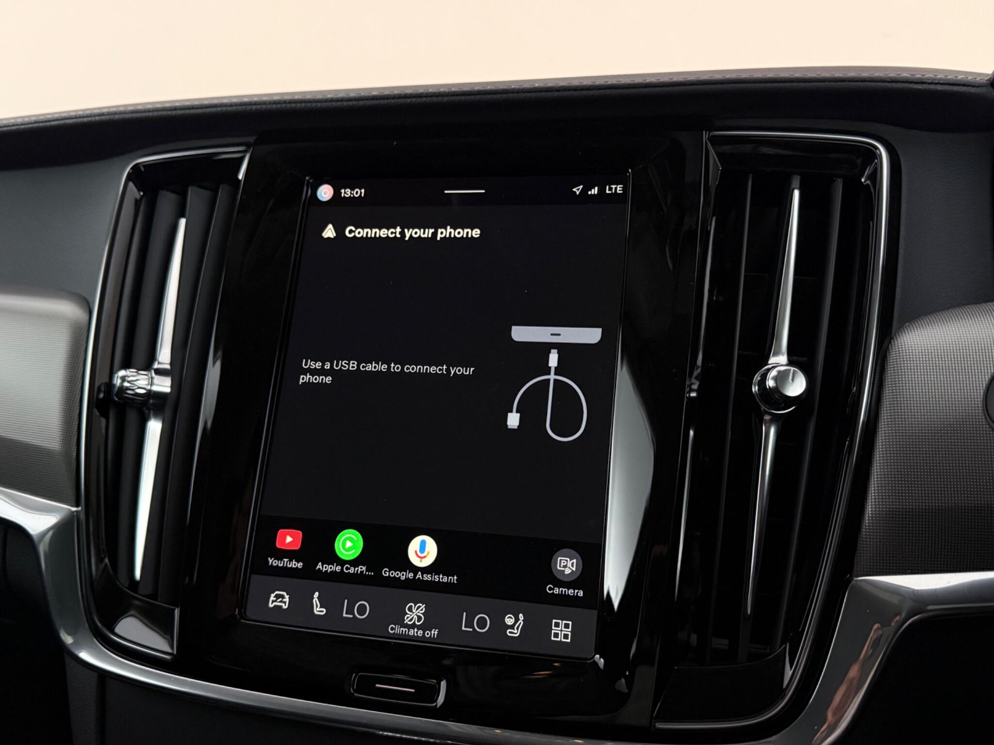 Volvo V90 view 24