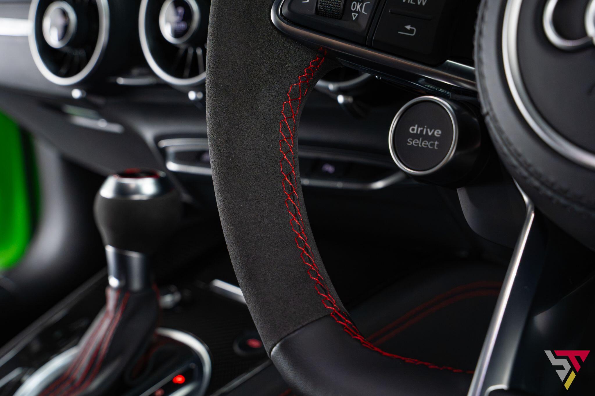 Audi TT RS view 15