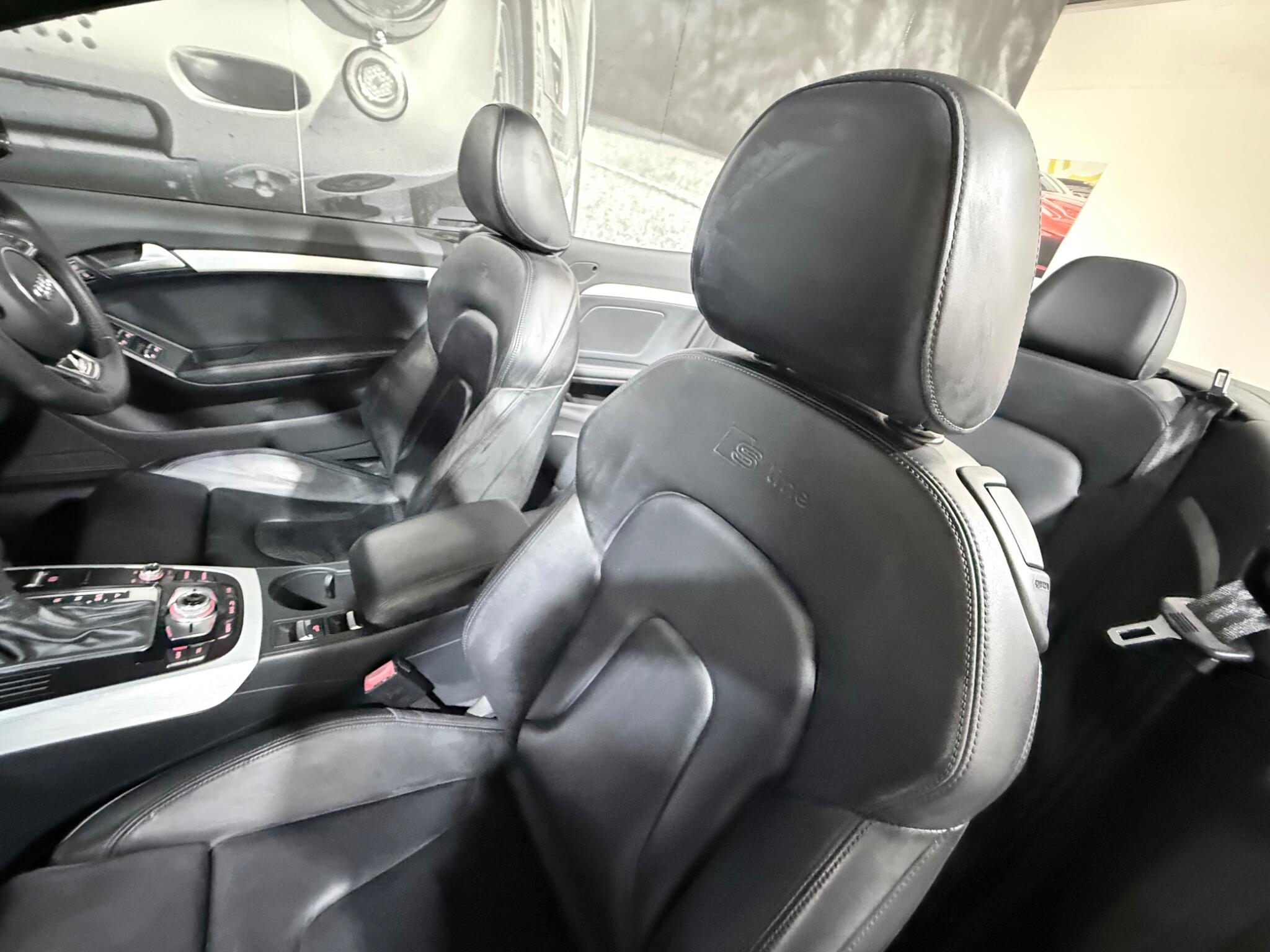 Audi A5 Cabriolet view 6
