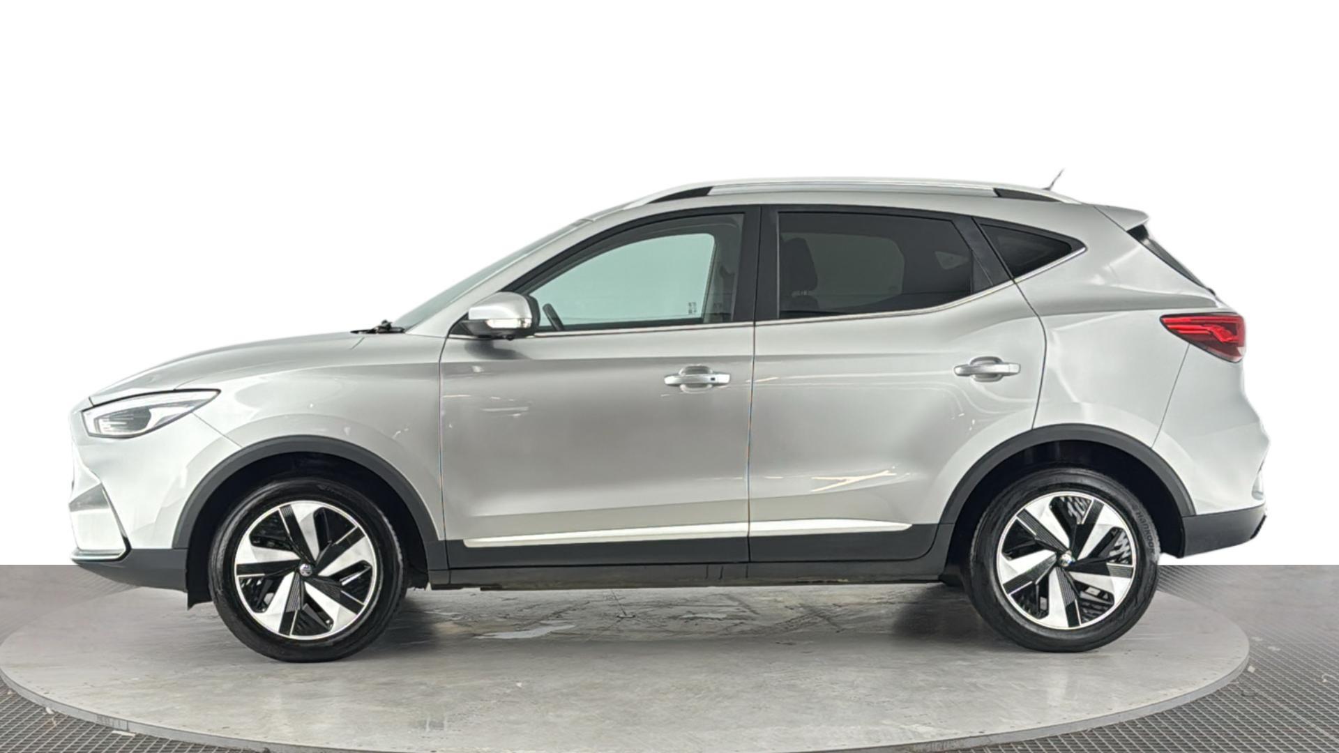 MG ZS view 7