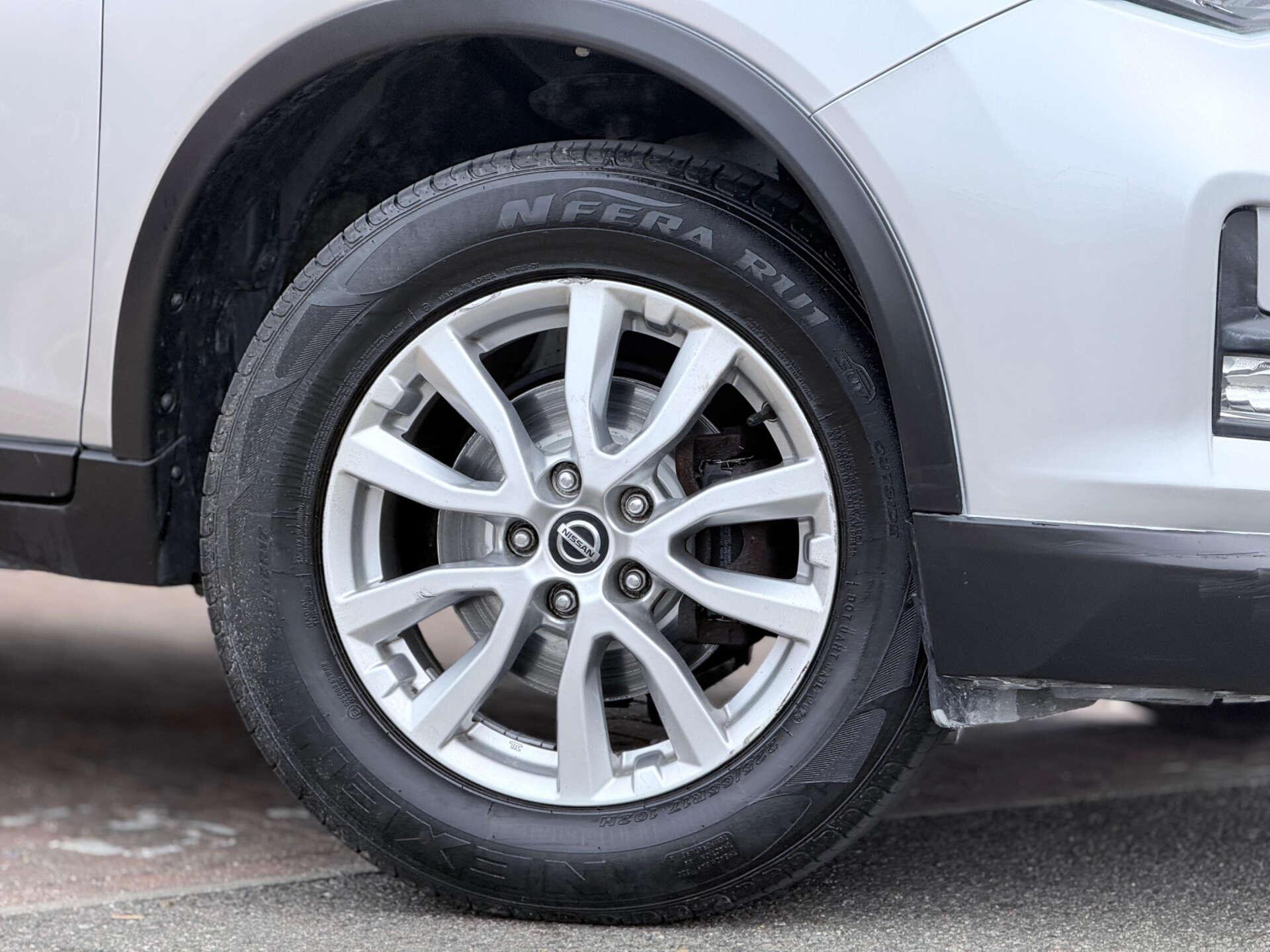 Nissan X-Trail view 43