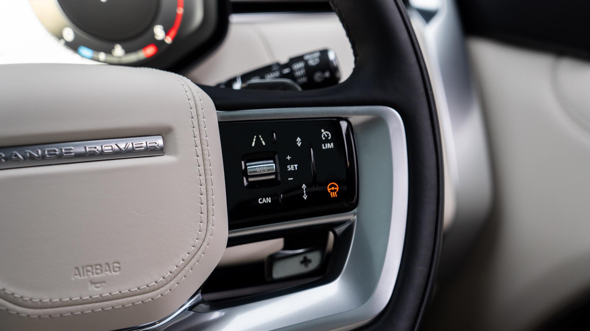 Land Rover Range Rover view 23