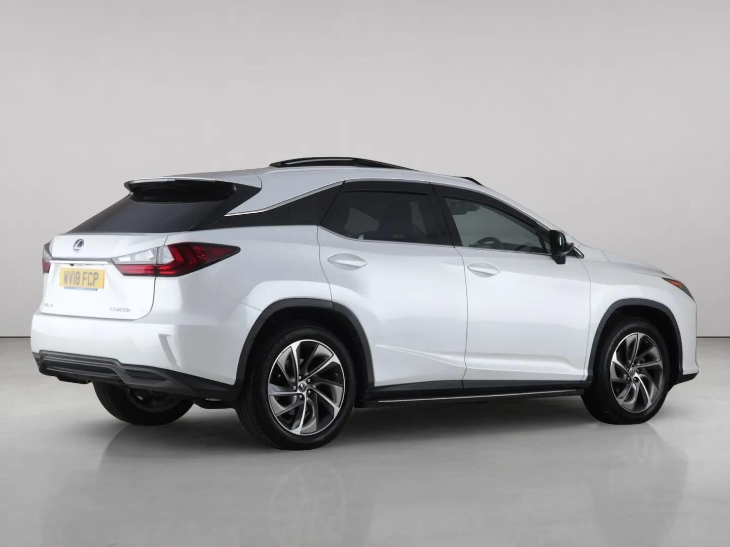 Lexus RX view 6