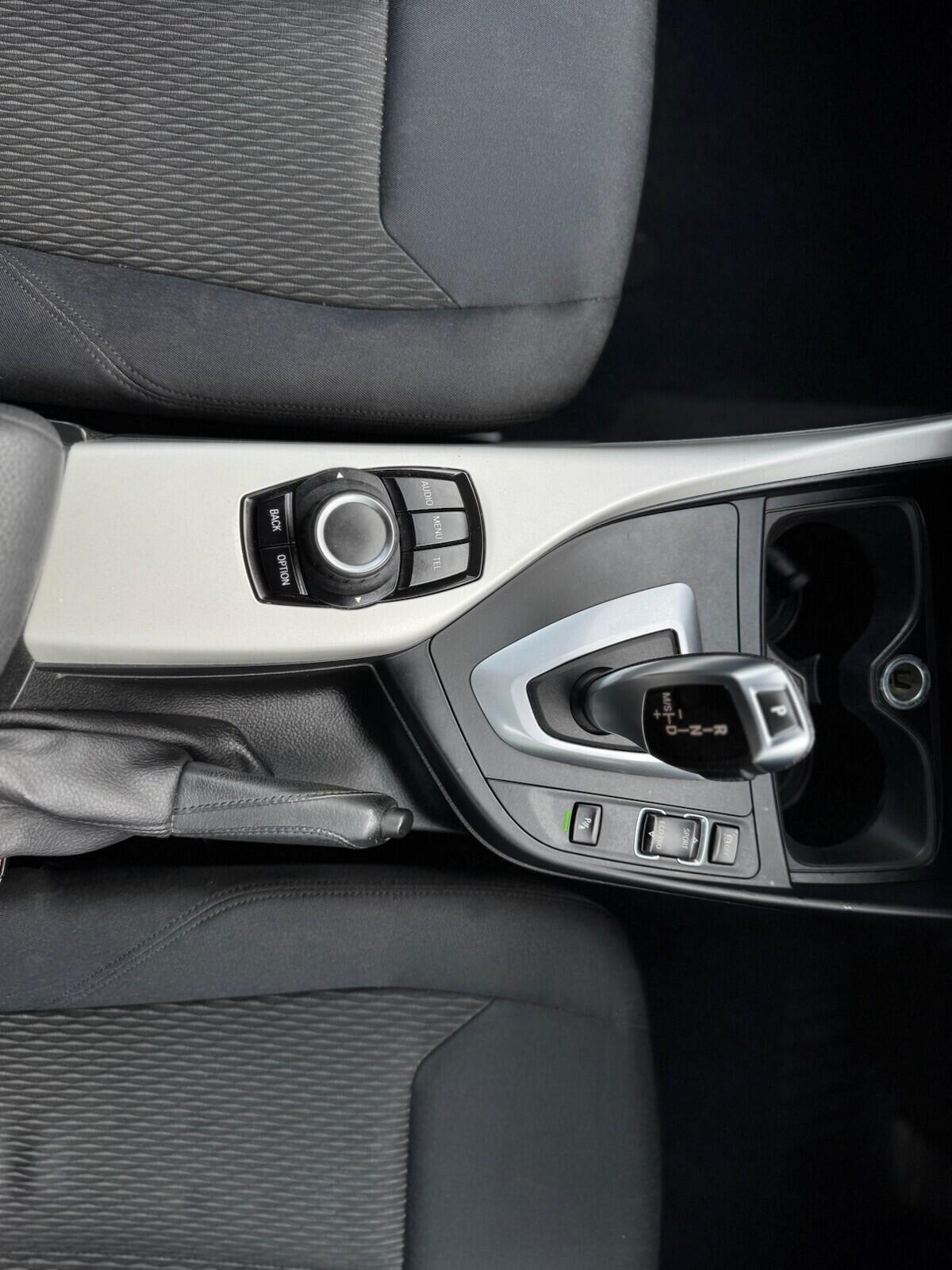 BMW 1 Series view 10