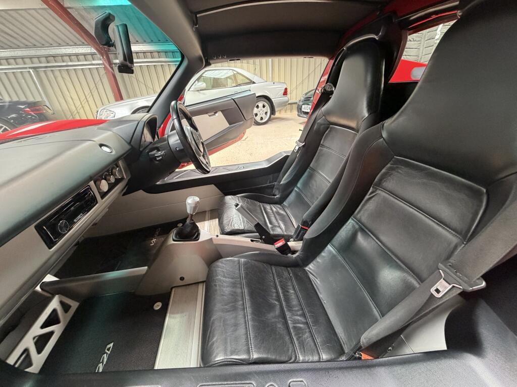 Vauxhall VX220 view 9