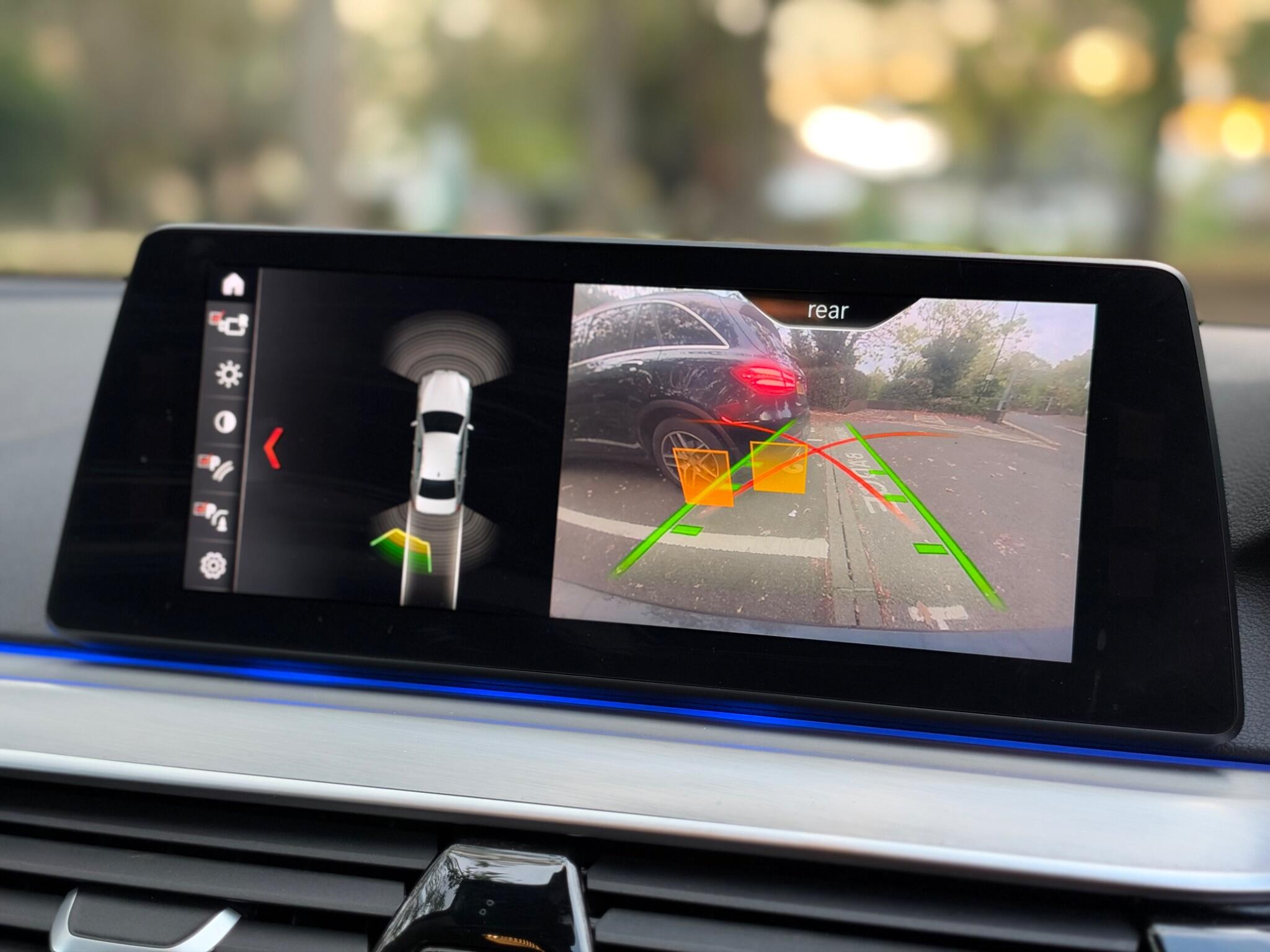 BMW 5 Series view 20