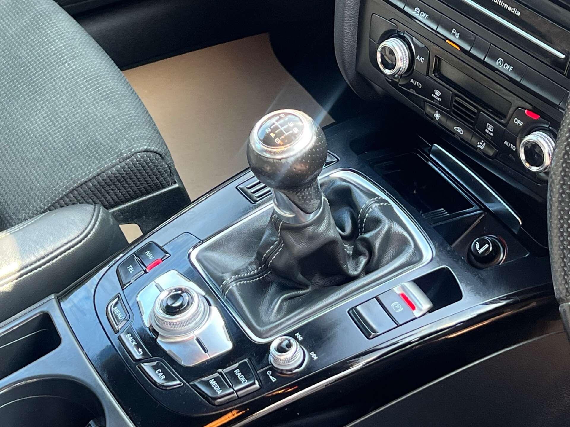 Audi A4 view 25