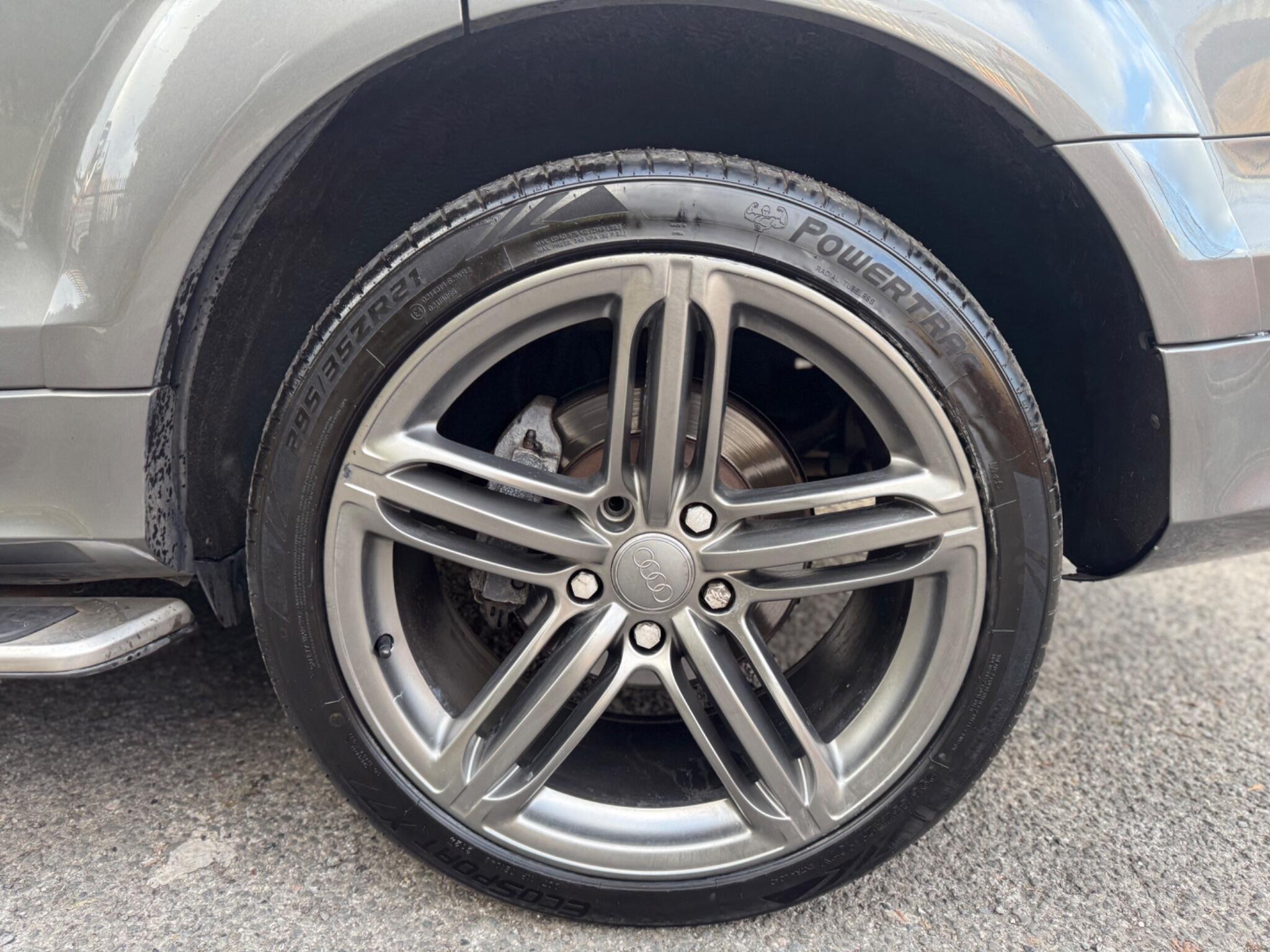 2014 Audi Q7 3.0 TDI V6 S line Sport Edition Tiptronic quattro Euro 5 (s/s) 5dr image 53