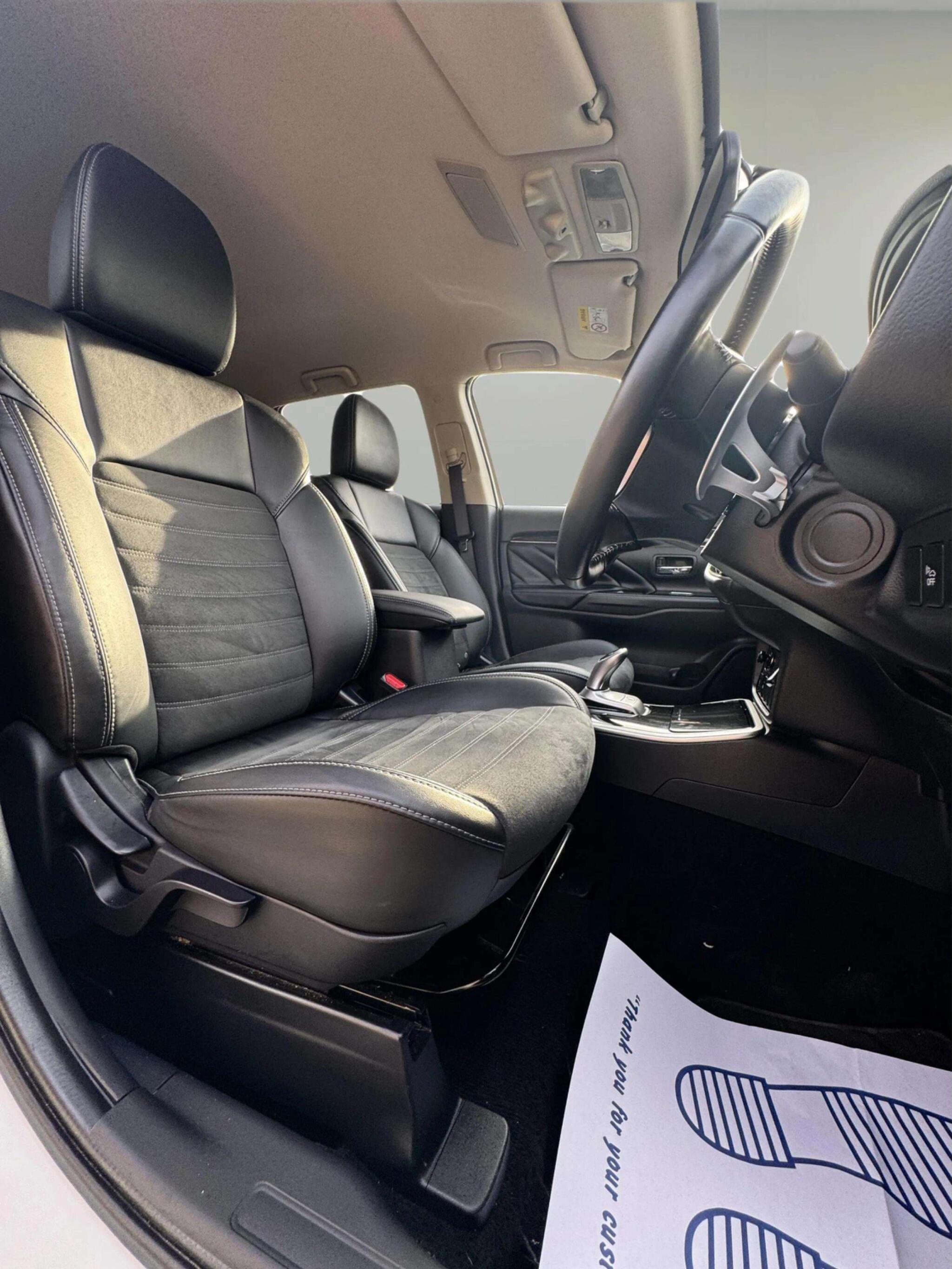 Mitsubishi Outlander view 29