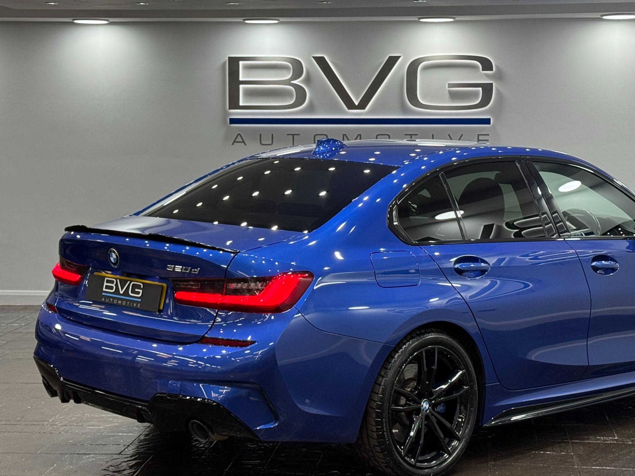 BMW 3 Series view 13