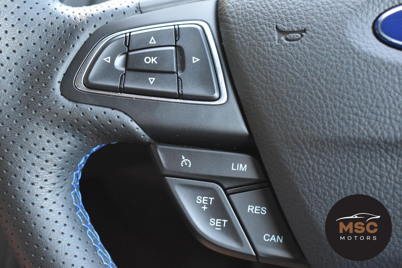 Ford Focus view 68