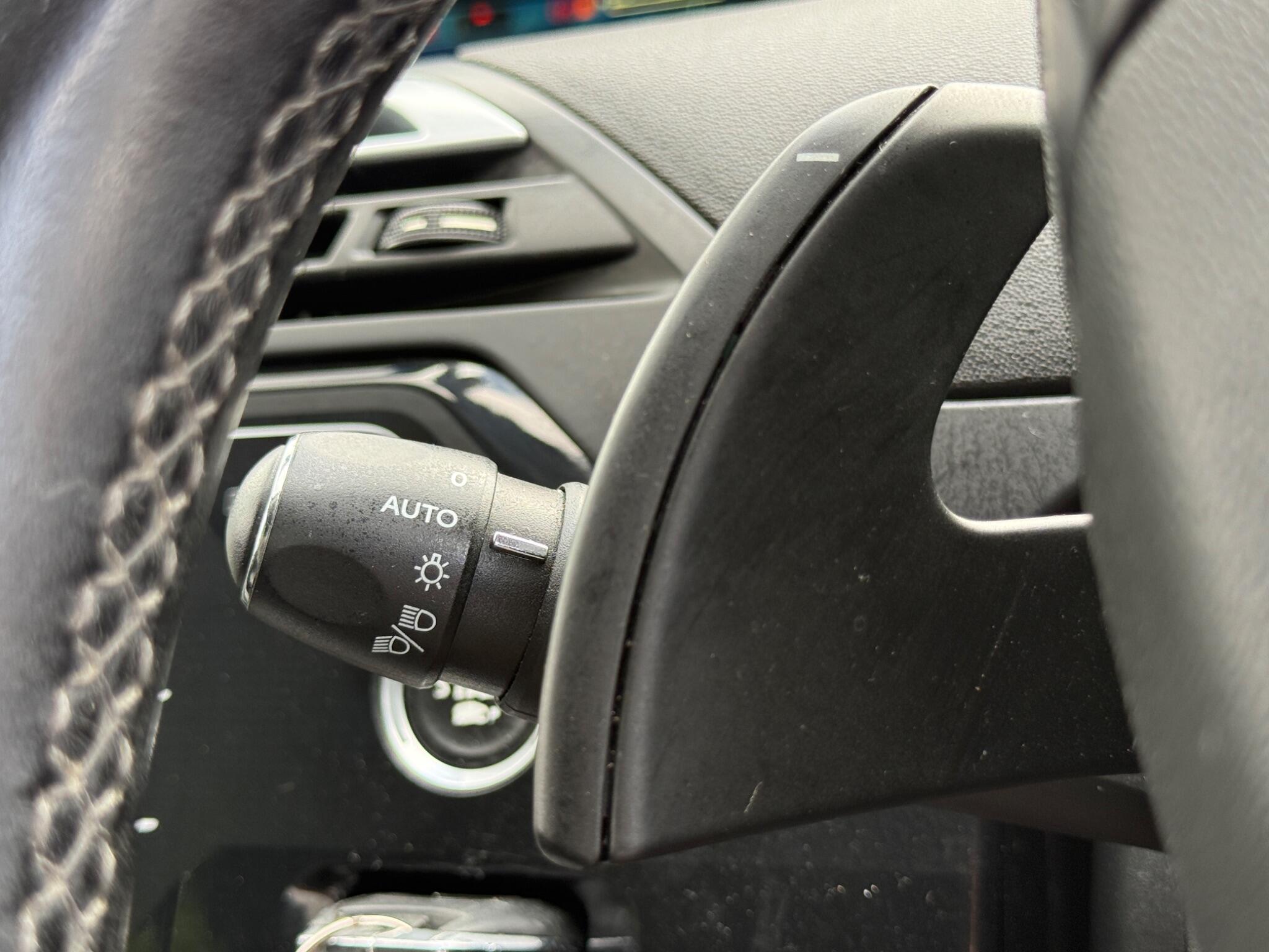 Citroen C4 Picasso - Image 59