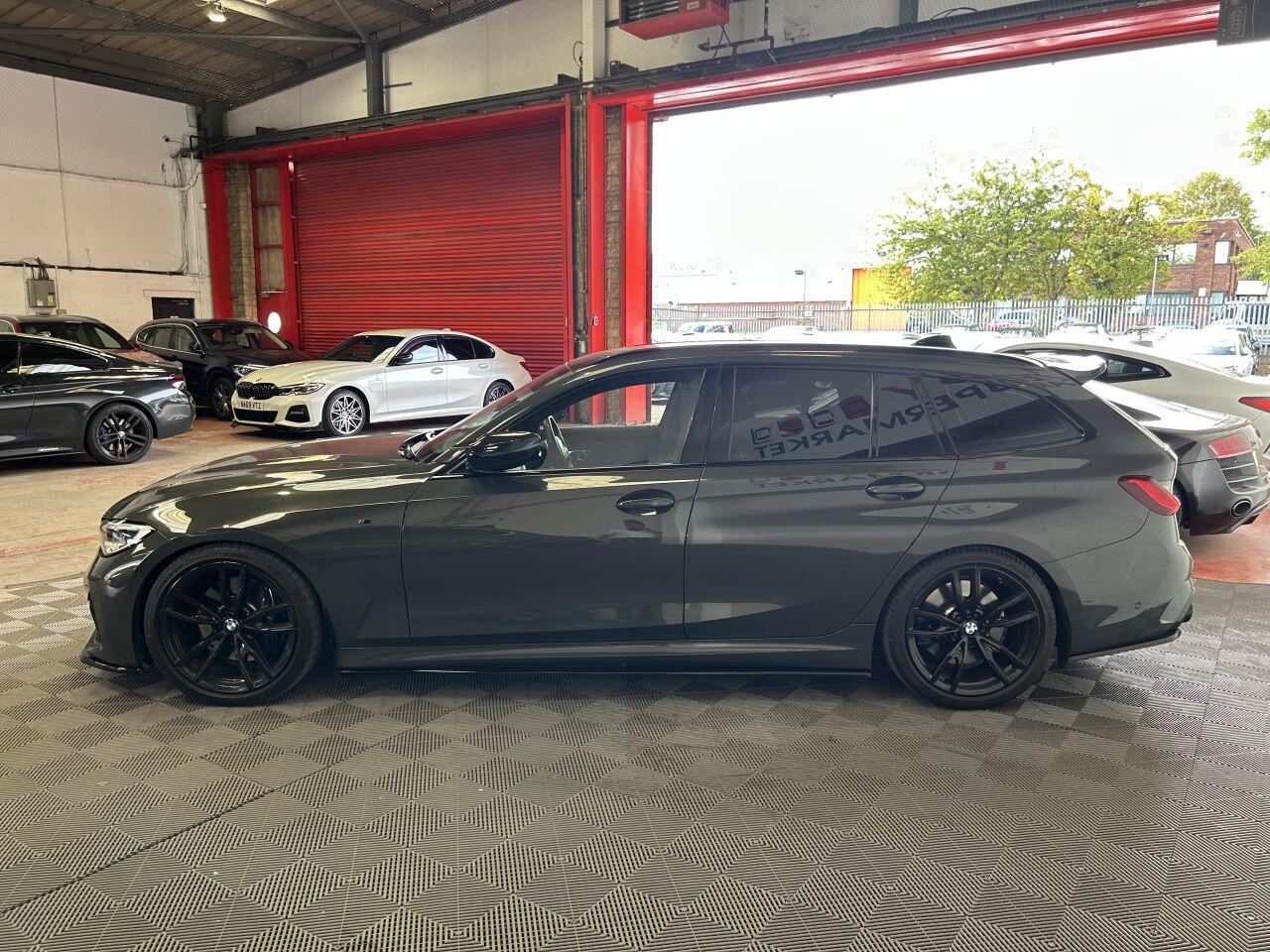 BMW 3 Series view 6