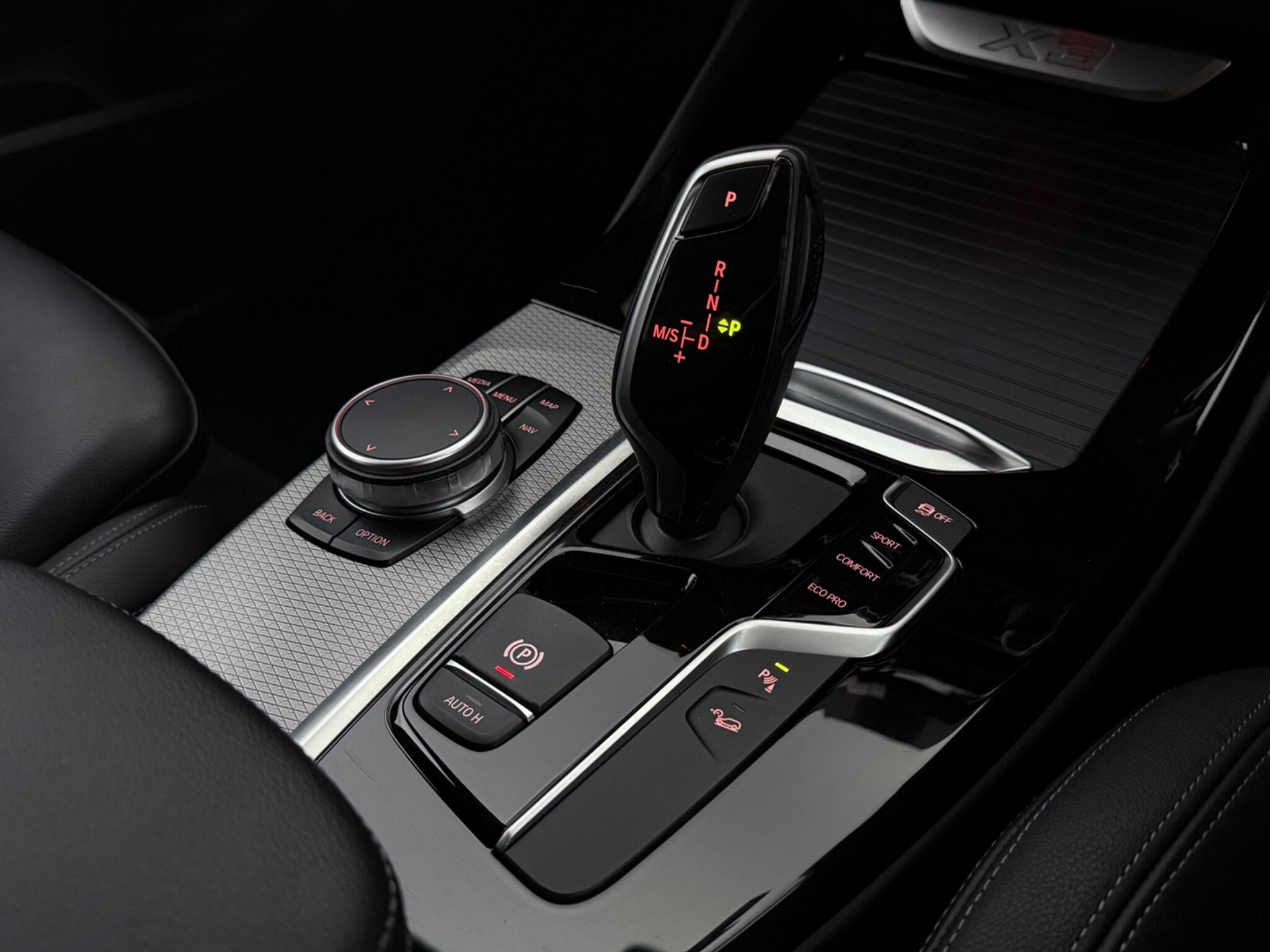 BMW X3 view 23