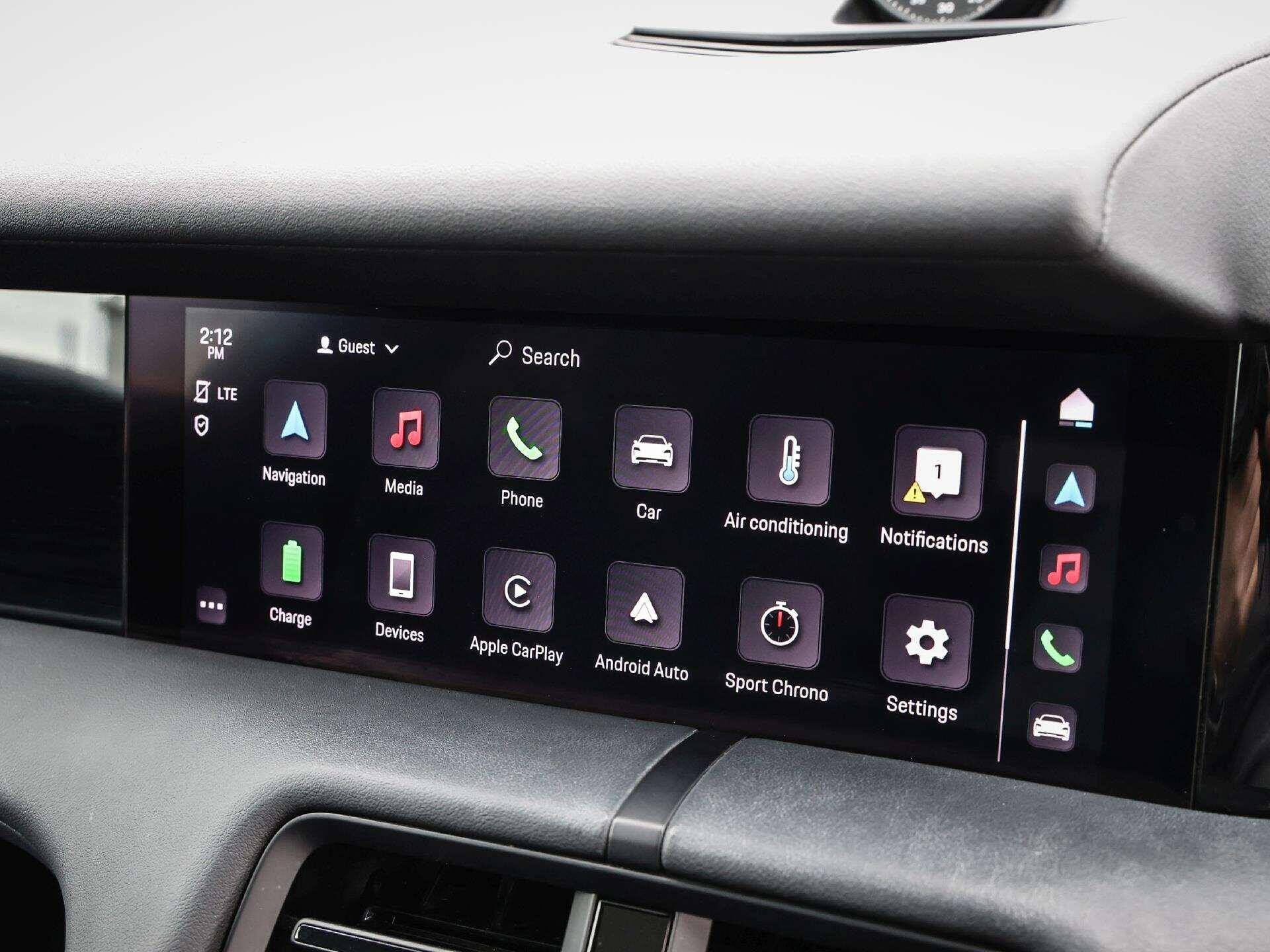 Porsche Taycan view 25