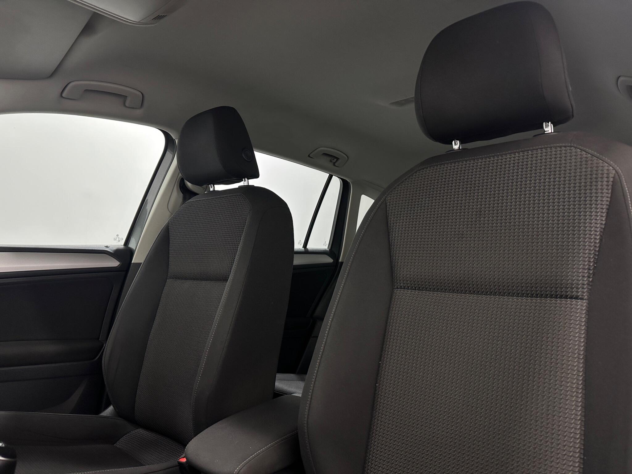 Volkswagen Tiguan view 30