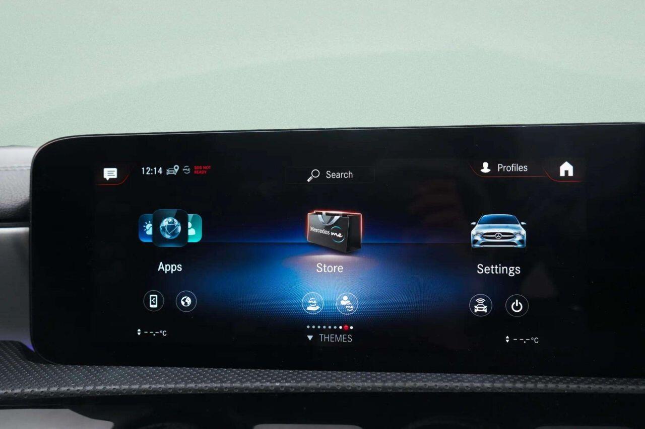 Mercedes-Benz Cla view 23