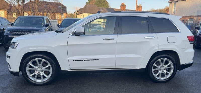 2019 Jeep Grand Cherokee 3.0 V6 MultiJetII Summit Auto 4WD Euro 6 (s/s) 5dr • 45,000 miles image 4
