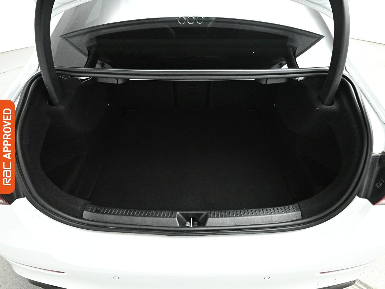 Mercedes-Benz A-Class view 28