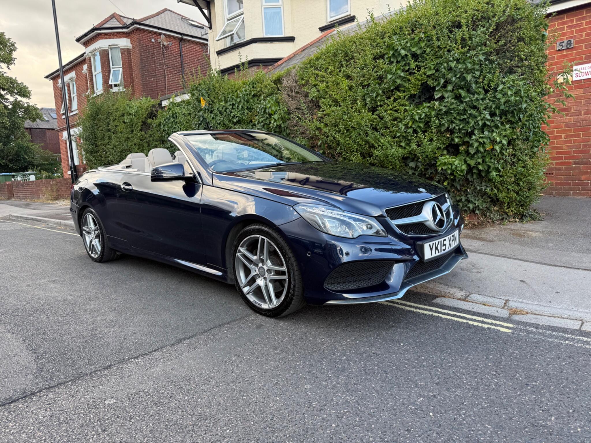 Mercedes-Benz E Class view 33