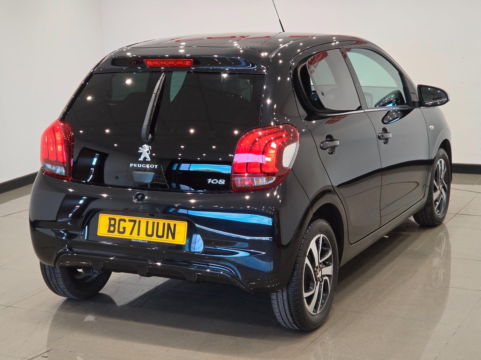 Peugeot 108 view 8