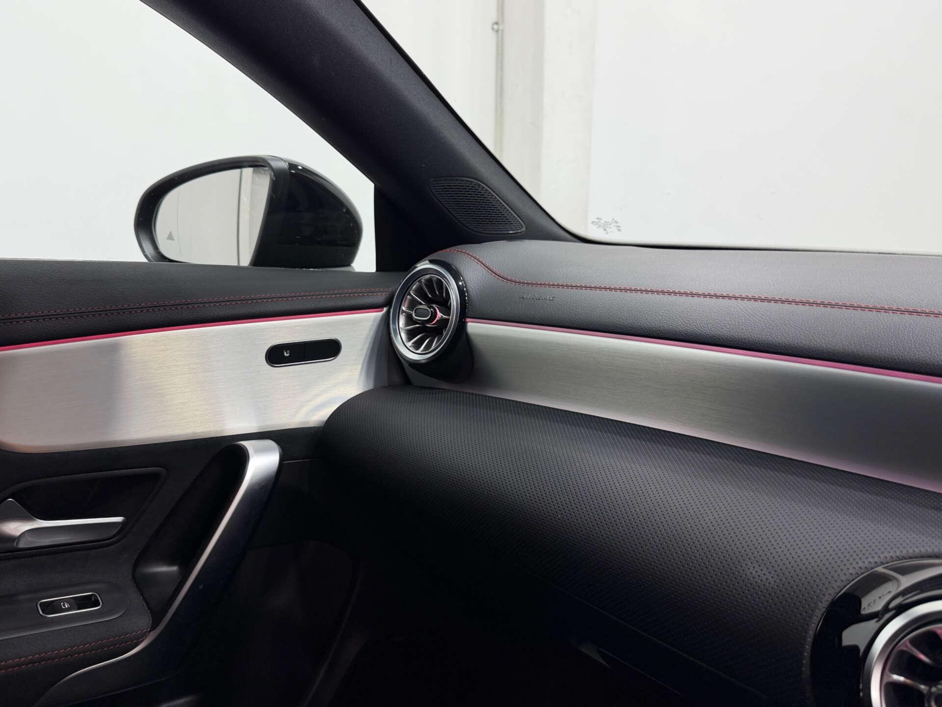 Mercedes-Benz CLA view 29
