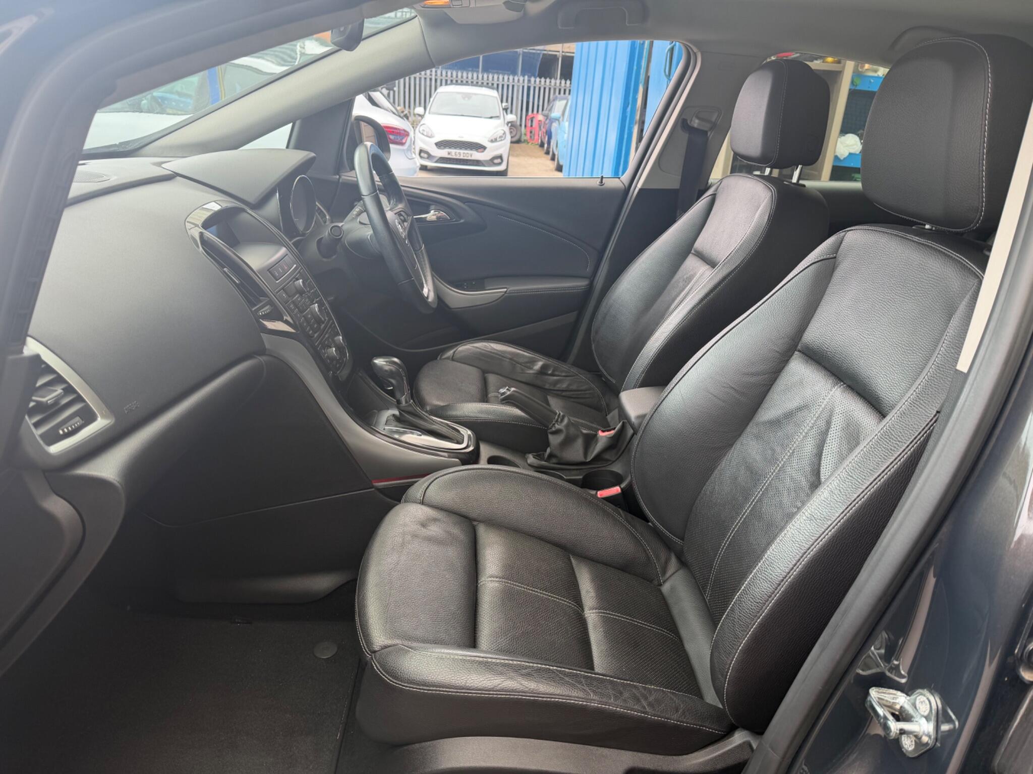 Vauxhall Astra view 21