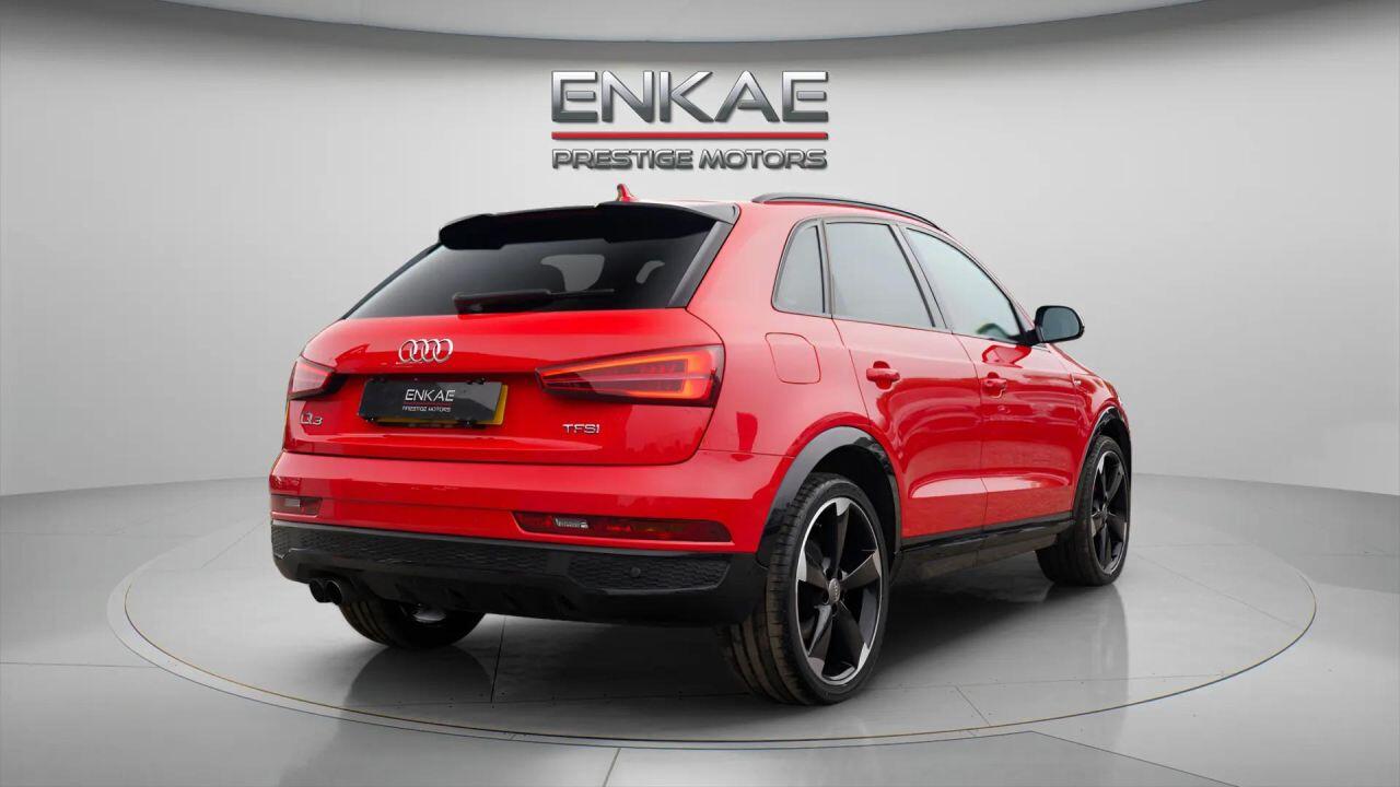 Audi Q3 view 4