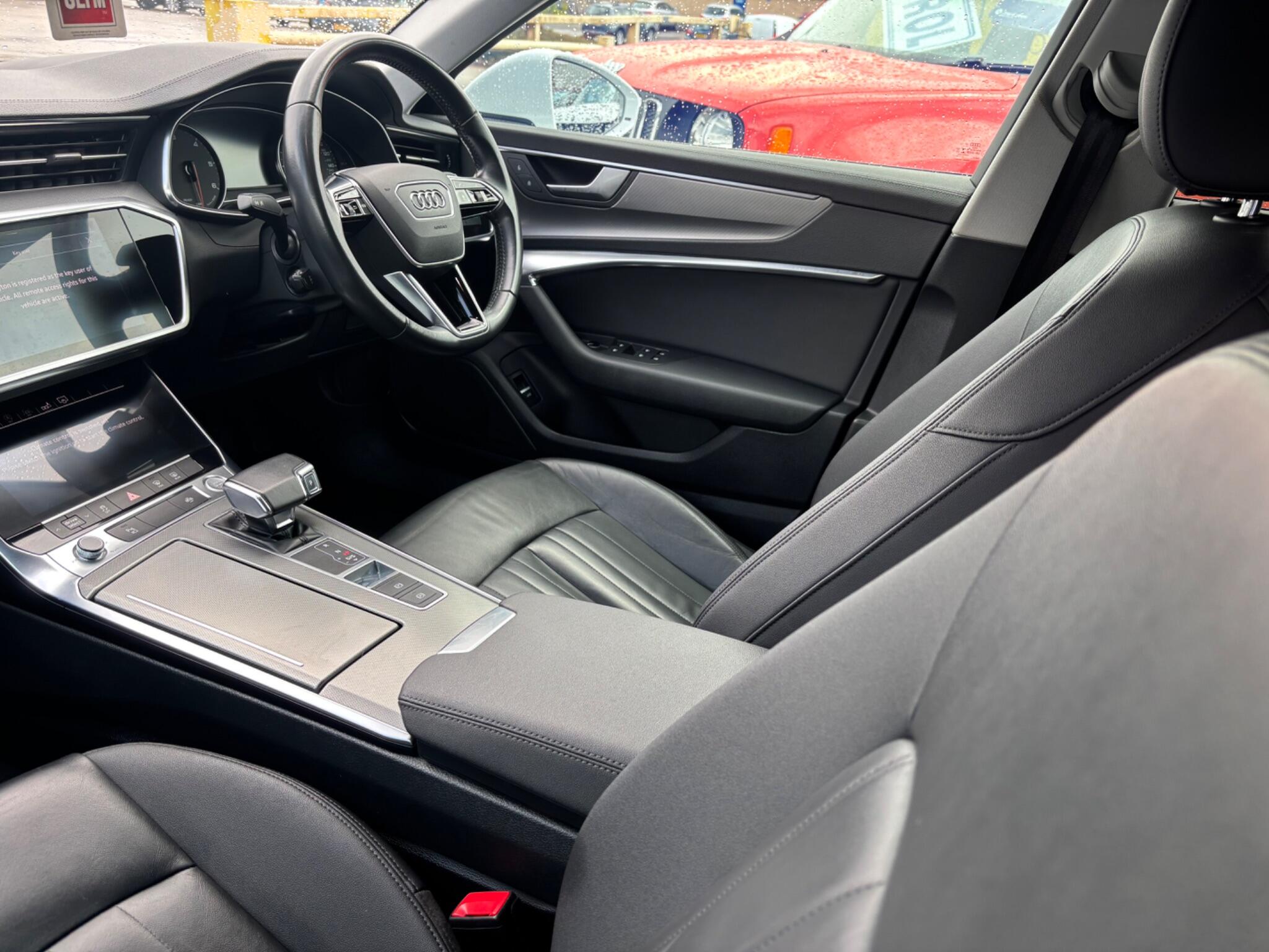Audi A6 Avant view 41