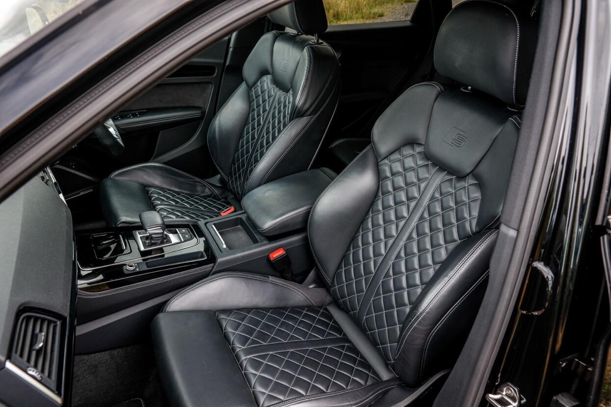 Audi Q5 view 14