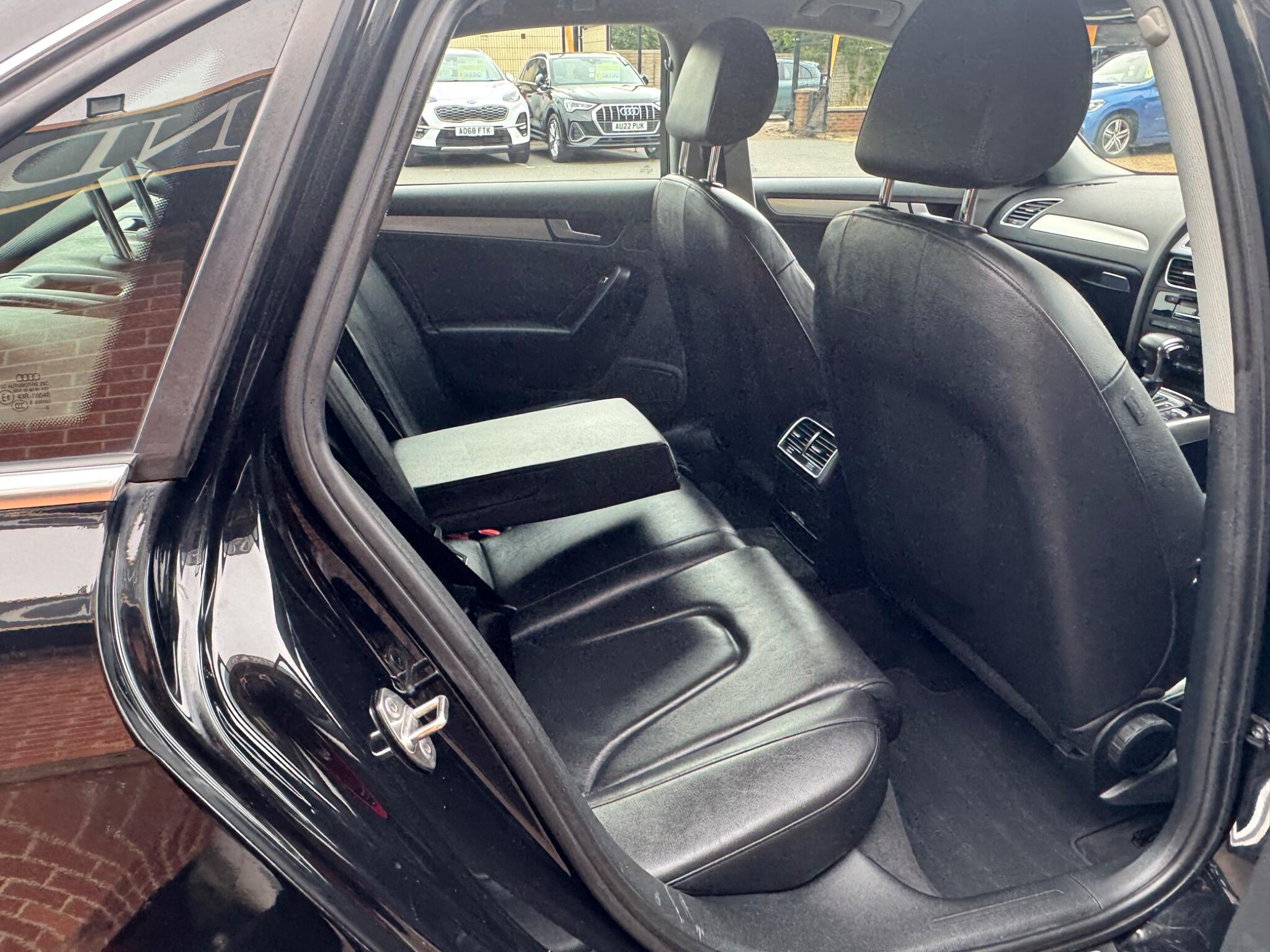 Audi A4 view 10