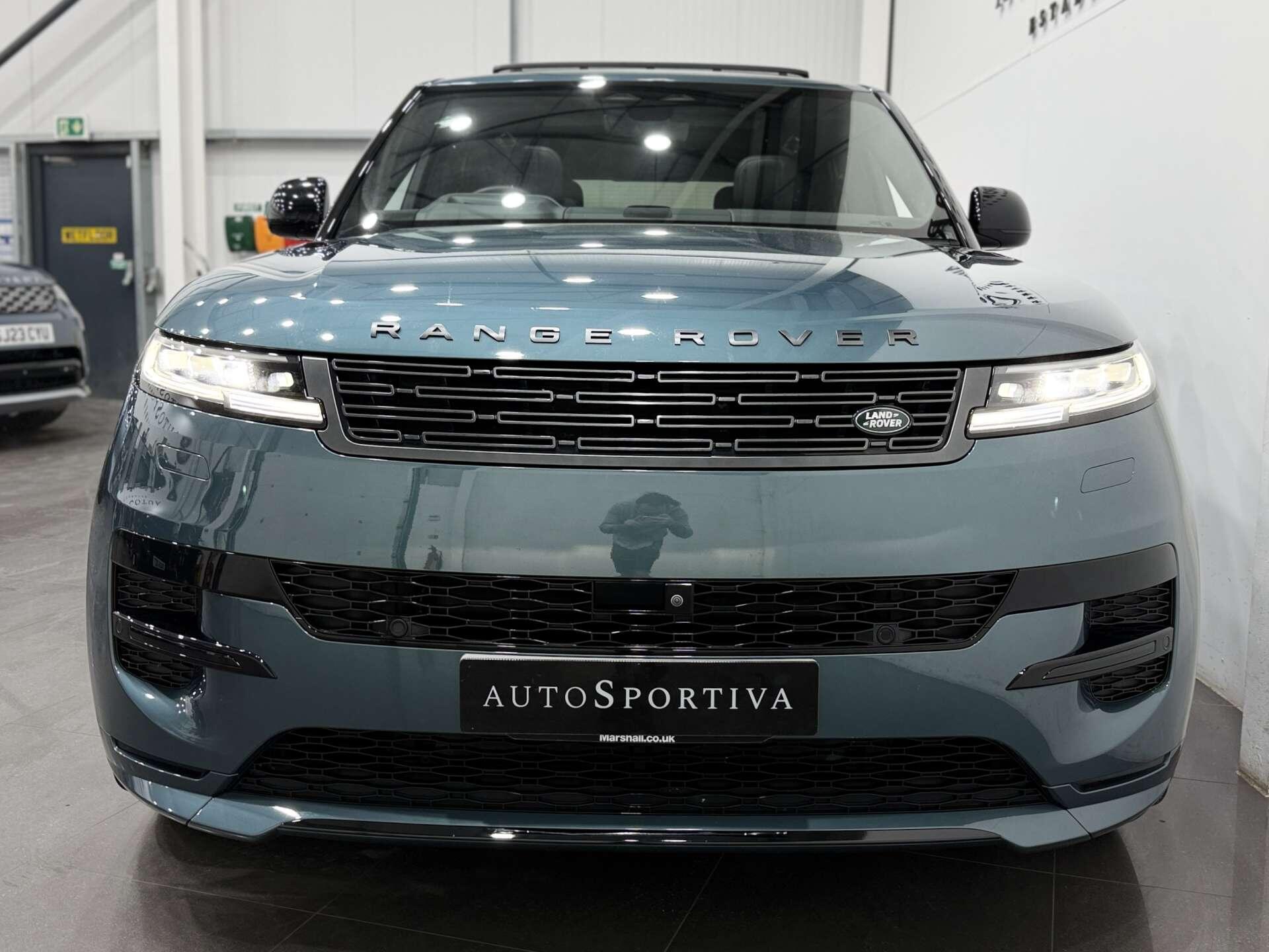 Land Rover Range Rover Sport view 6