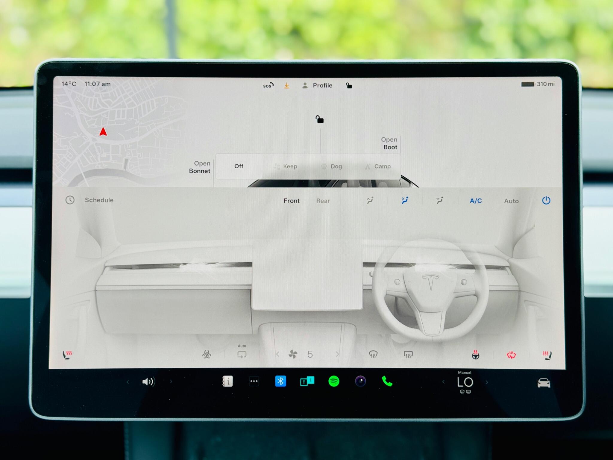 Tesla Model Y view 28