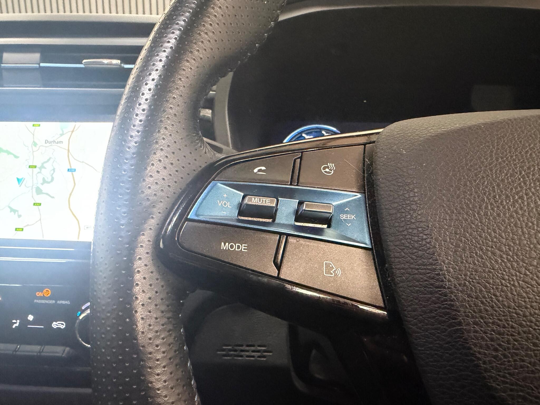 KGM Korando E-Motion view 40